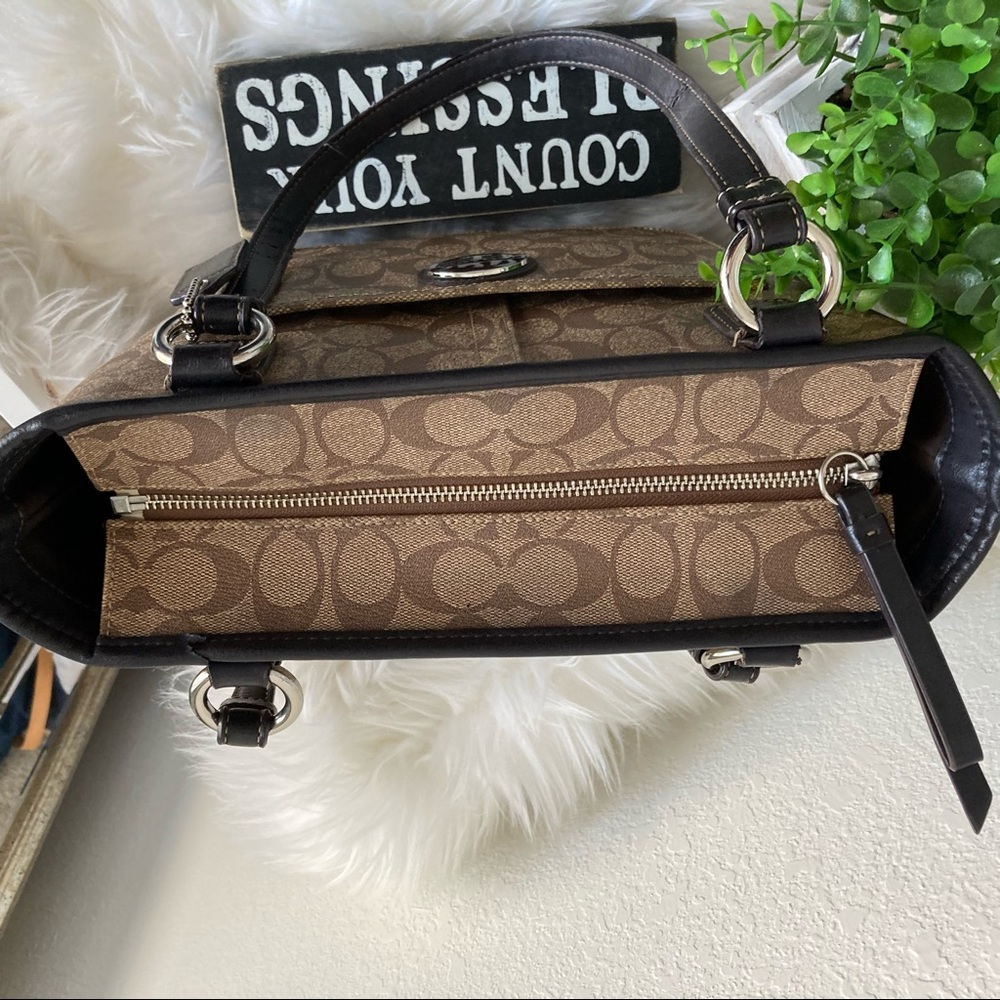 COCH MONOGRAM SHOULDER BAG - Picture 7 of 14